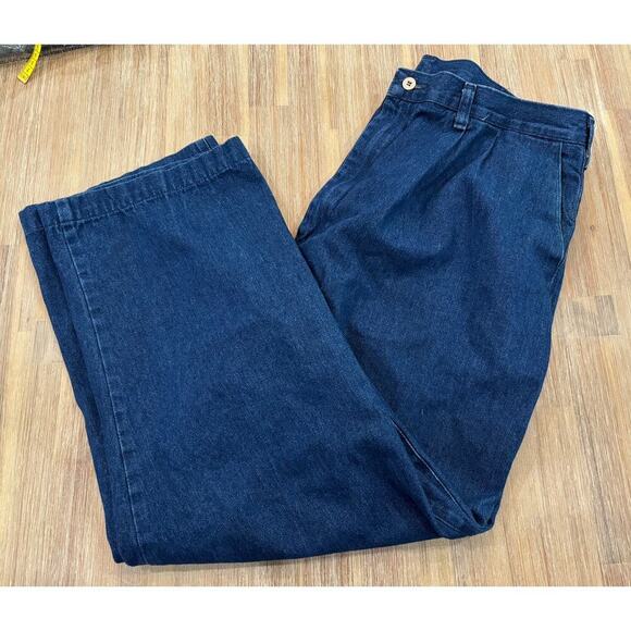 Wrangler Riata Jeans - Size 38x34 - Picture 1 of 4